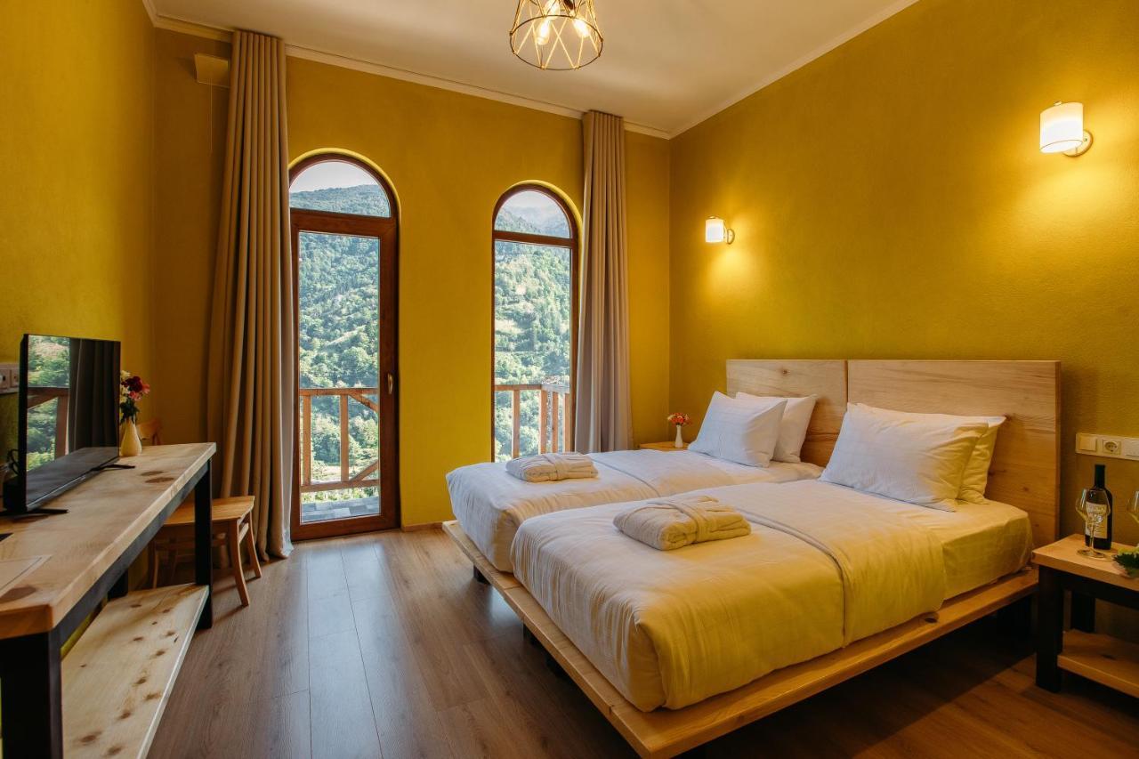 Hotel Chateau Iveri Varjanisi Eksteriør billede